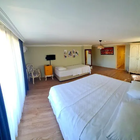 Belizi Bed & Breakfast 4*