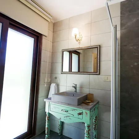 Belizi Bed & Breakfast Urla