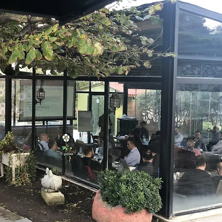 Belizi 住宿加早餐酒店 乌尔拉
